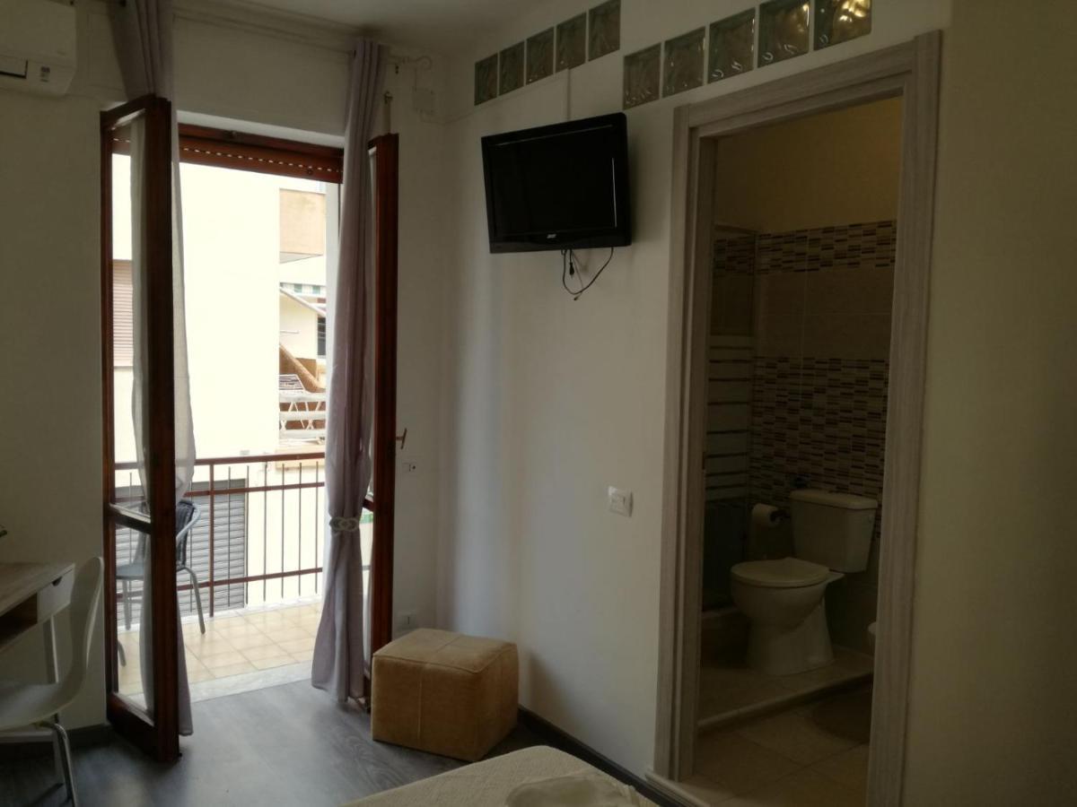 A Casa Di Giulia B&B 阿尔盖罗 外观 照片